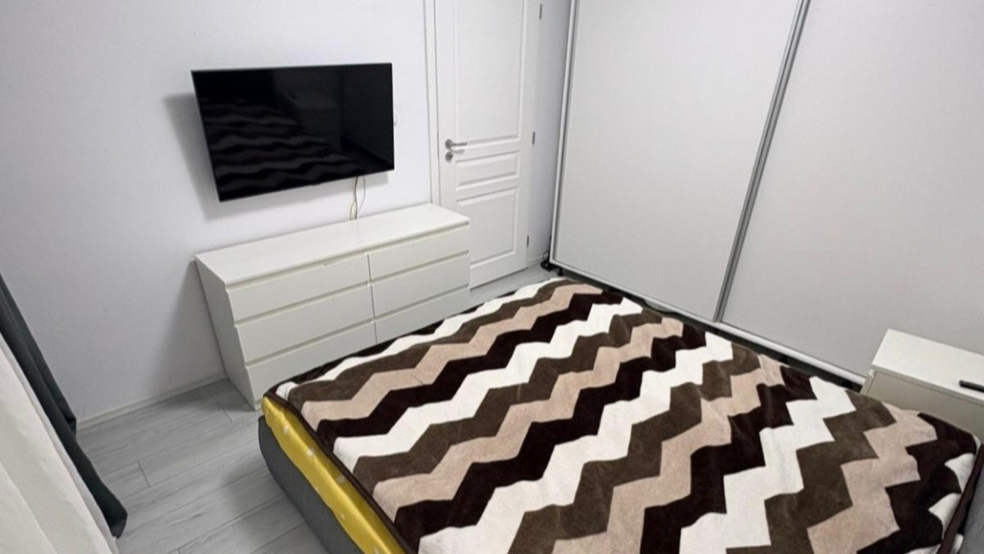 Apartament cu 2 camere decomandat, loc de parcare inclus - zona Giroc 4, foxfort.ro