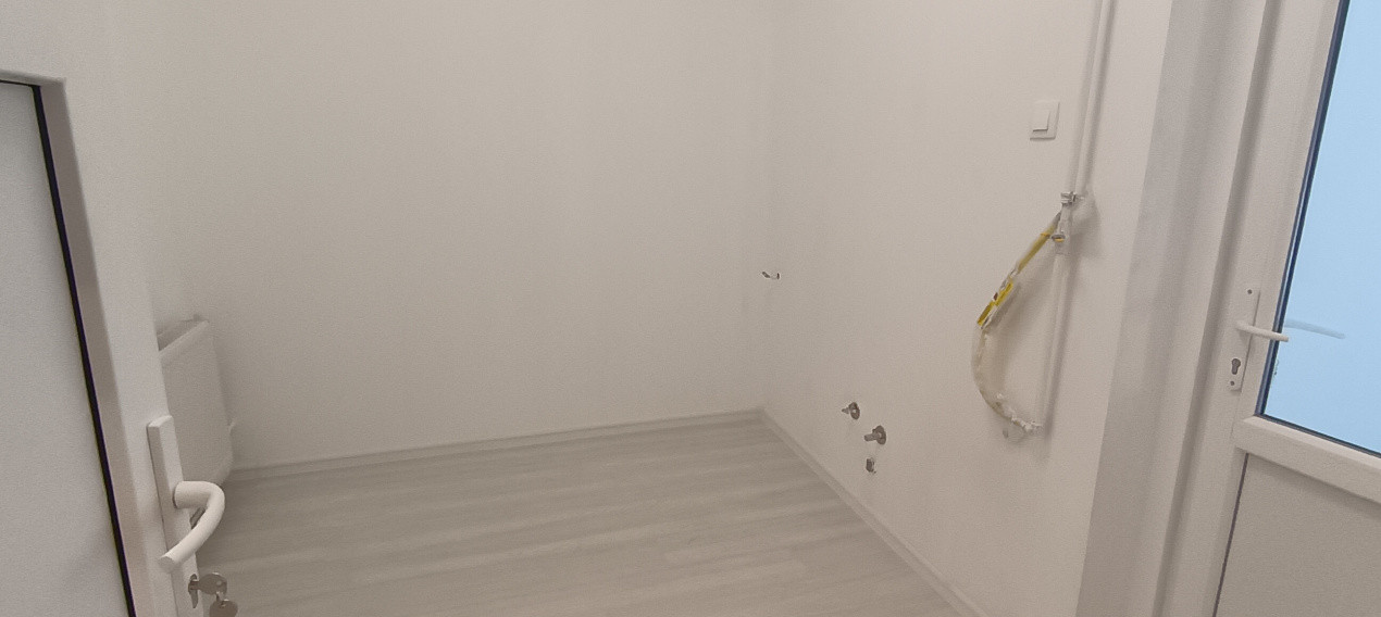 Apartament cu 2 camere la curte comuna + teren - zona Arad 6, foxfort.ro