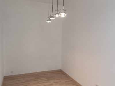 Apartament cu 2 camere la curte comuna + teren - zona Arad imagine mica 3, foxfort.ro