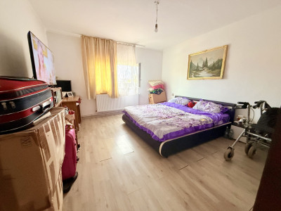 Casa individuala cu 6 camere, de vanzare in Sanandrei imagine mica 4, foxfort.ro