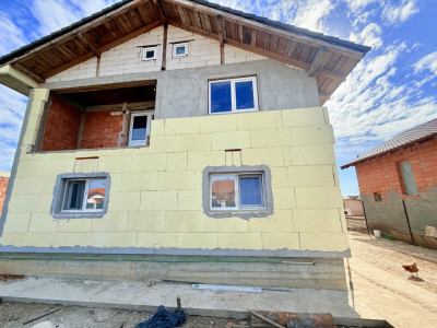 Casa individuala cu 6 camere, de vanzare in Sanandrei imagine mica 13, foxfort.ro