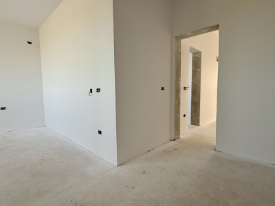 Duplex 5 camere cu toate utilitatile - Mosnita Noua imagine mica 12, foxfort.ro