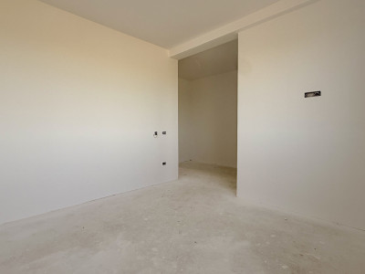 Duplex 5 camere cu toate utilitatile - Mosnita Noua imagine mica 13, foxfort.ro