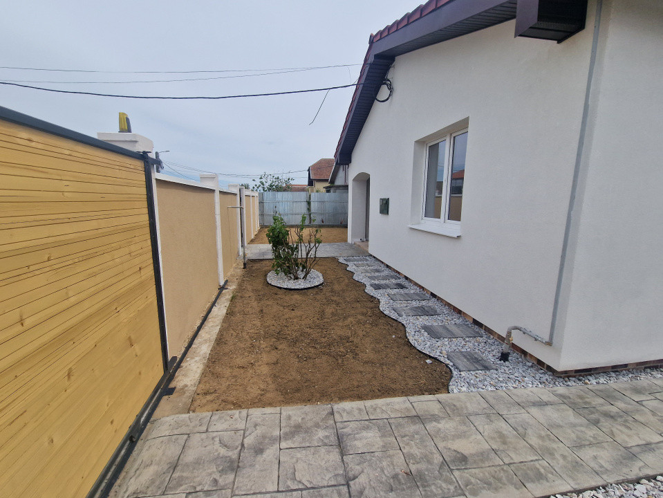 Casa individuala de vanzare cu 3 camere si teren de 710 mp - Izvin 13, foxfort.ro