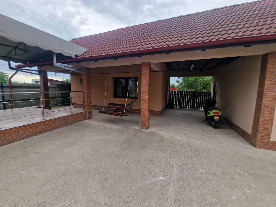 Casa individuala de vanzare cu 5 camere si teren de 2543 mp - Izvin 15, foxfort.ro