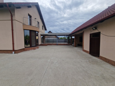 Casa individuala de vanzare cu 5 camere si teren de 2543 mp - Izvin imagine mica 6, foxfort.ro