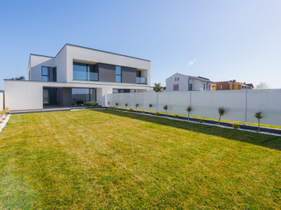 Duplex - Proiect exclusivist - 4 camere, la cheie in Dumbravita