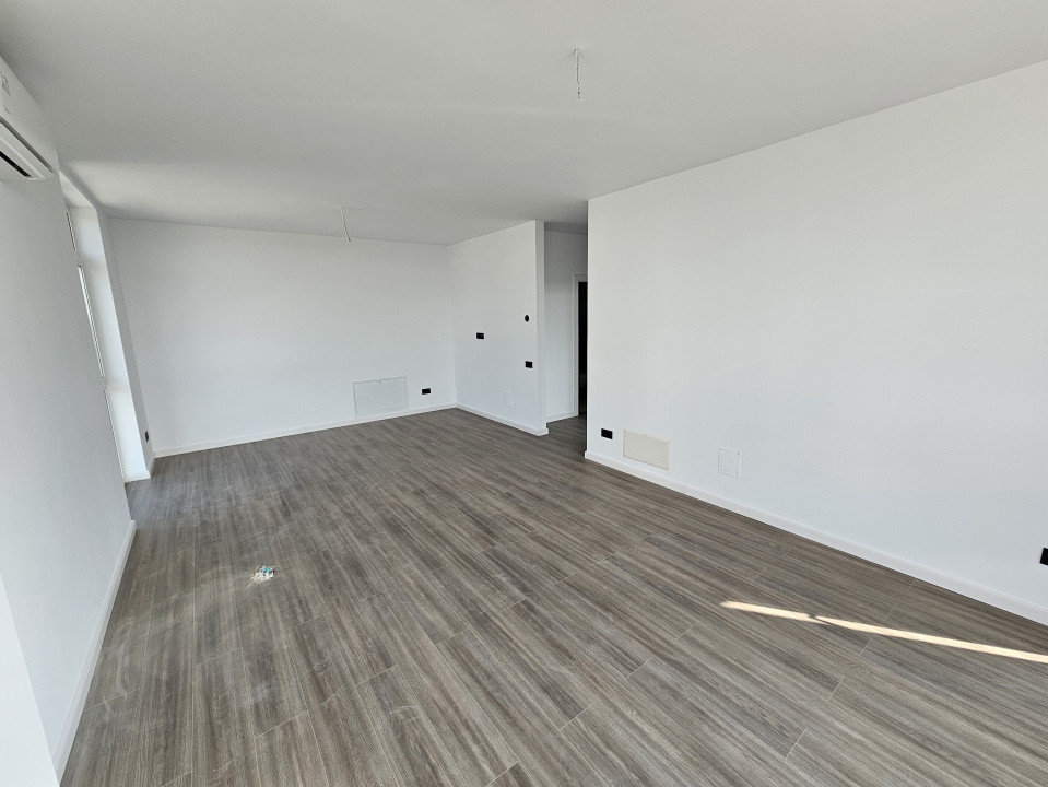 Apartament 2 camere, etaj 1, bloc nou, Zona Torontalului 3, foxfort.ro