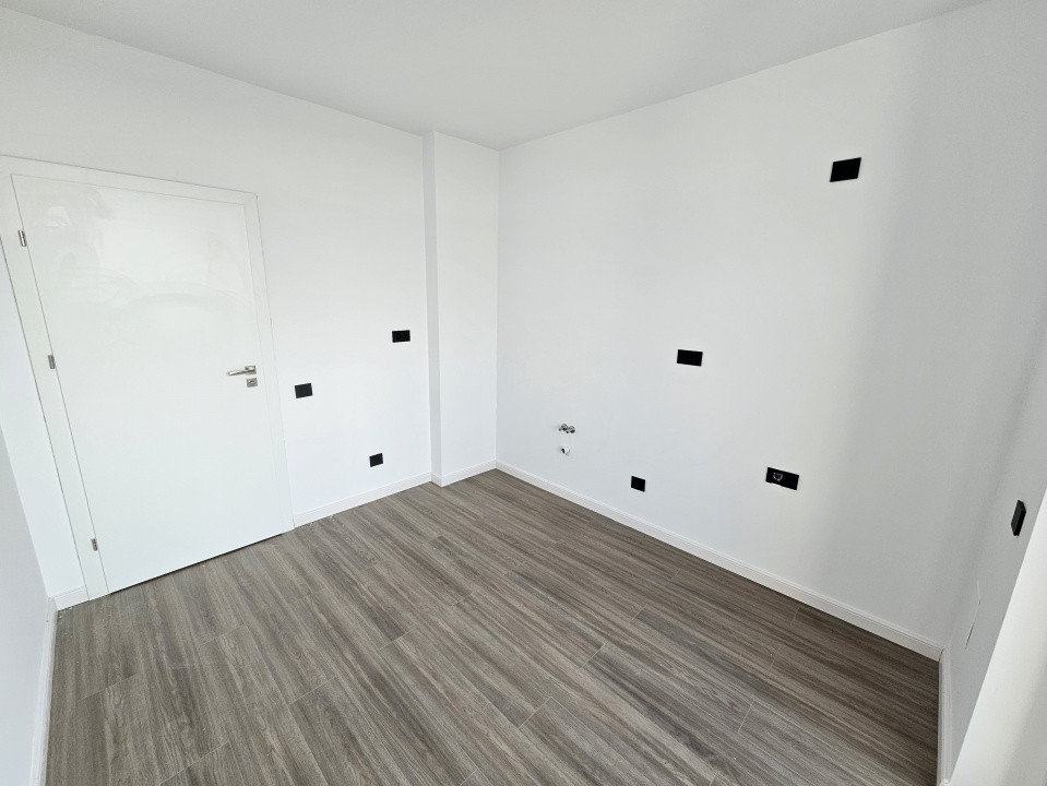 Apartament 2 camere, etaj 1, bloc nou, Zona Torontalului 8, foxfort.ro
