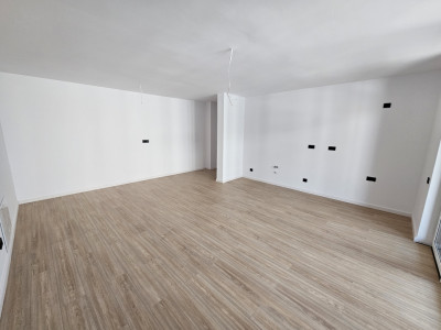 Apartament 2 camere, etaj intermediar, bloc nou, zona Torontalului imagine mica 2, foxfort.ro
