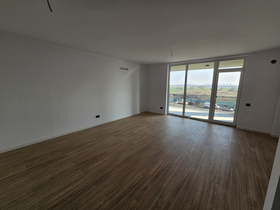 Apartament 3 camere, etaj 1, bloc nou, zona Torontalului 2, foxfort.ro