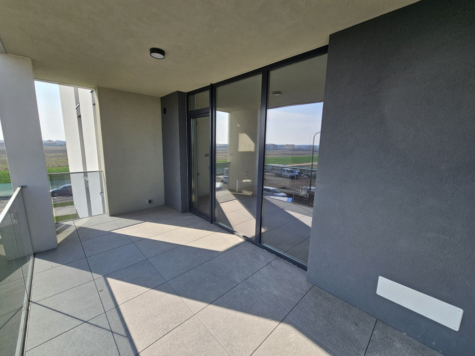 Apartament 3 camere, etaj 1, bloc nou, zona Torontalului 8, foxfort.ro