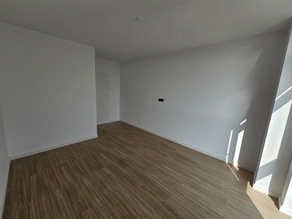 Apartament 3 camere, etaj 1, bloc nou, zona Torontalului 12, foxfort.ro