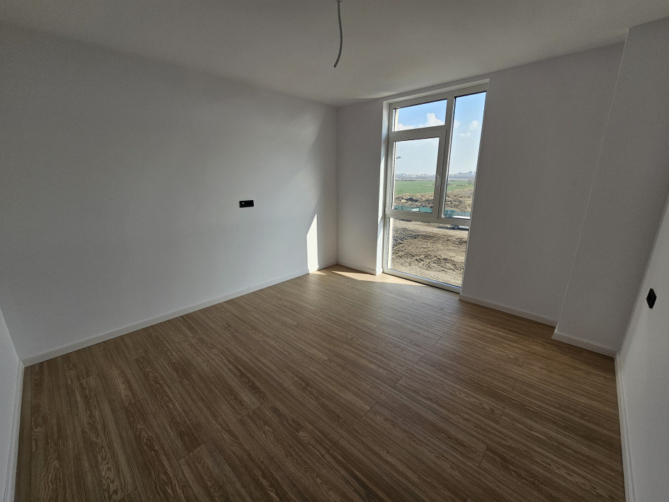 Apartament 3 camere, etaj intermediar, bloc nou, Zona Torontalului 8, foxfort.ro