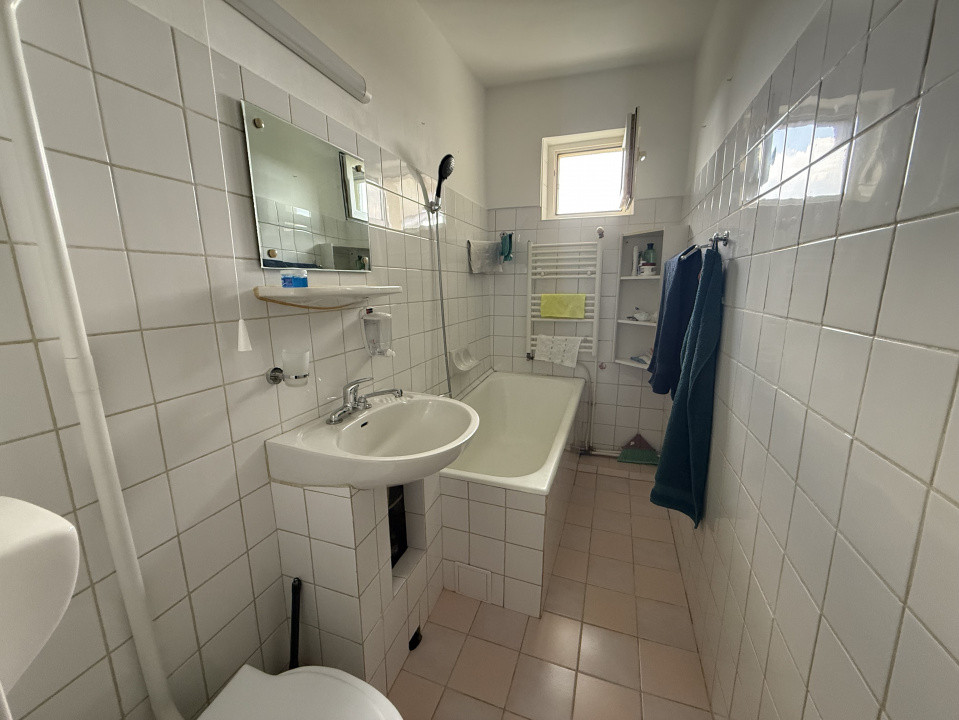 Apartament cu 2 camere de inchiriat in Timisoara, zona P-ta Doina 7, foxfort.ro