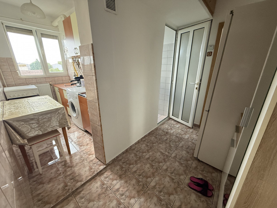 Apartament cu 2 camere de inchiriat in Timisoara, zona P-ta Doina 9, foxfort.ro