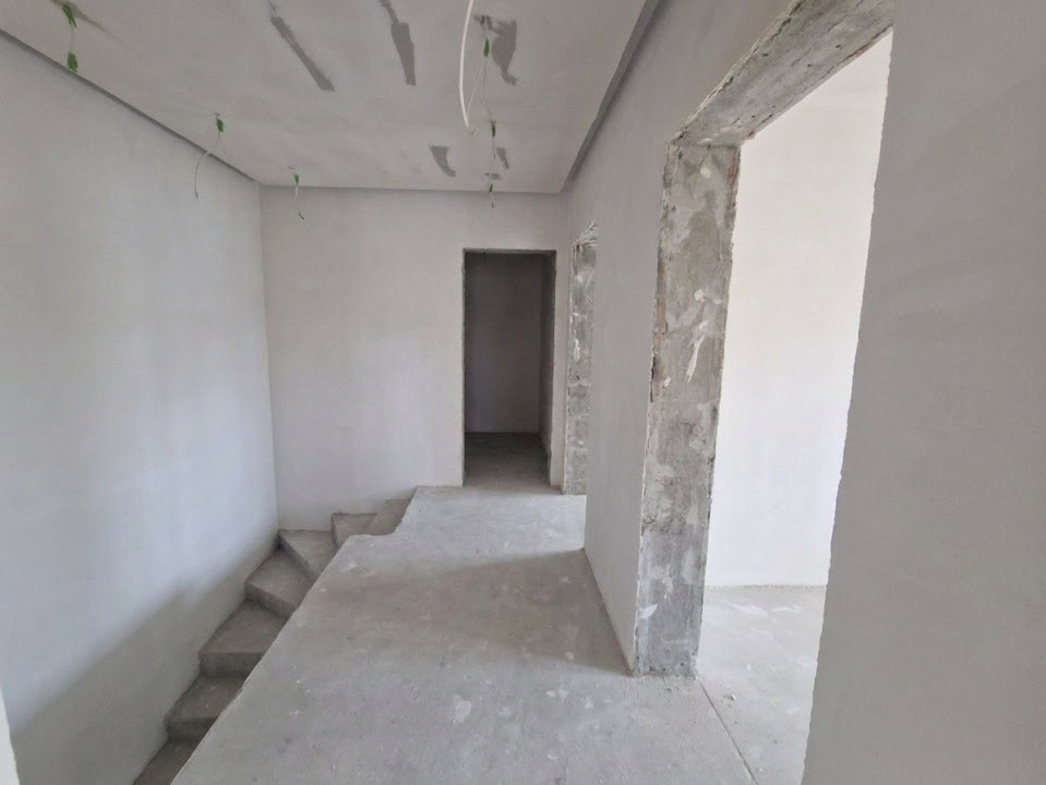 Duplex de vanzare cu 4 camere si teren de 333 mp - Lidl Drumul Boilor 12, foxfort.ro