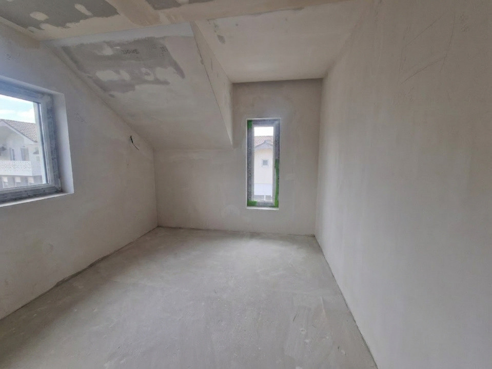 Duplex de vanzare cu 4 camere si teren de 333 mp - Lidl Drumul Boilor 13, foxfort.ro