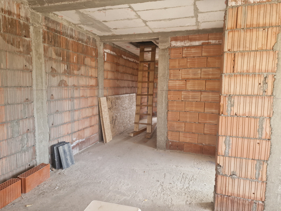 Duplex nou de vanzare cu 3 camere si teren de 300 mp, zona Bucovat 4, foxfort.ro