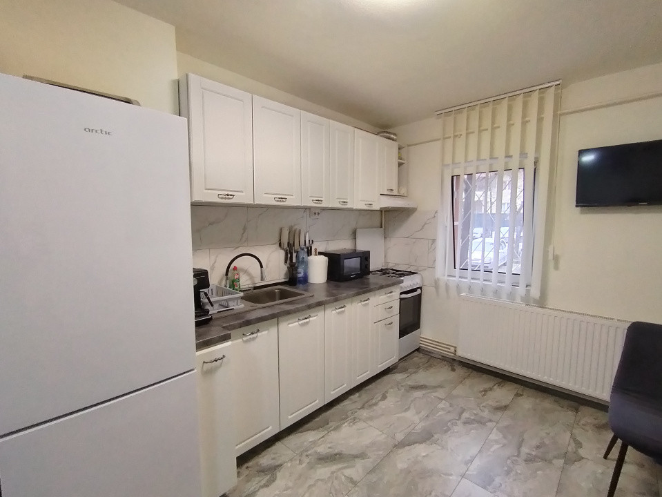 COMISION 0% Apartament cu 2 camere de vanzare - zona Dambovita 1, foxfort.ro