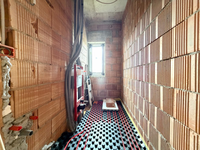 Duplex despartit prin camera tehnica, la cheie, 5 camere, in Sanandrei imagine mica 5, foxfort.ro