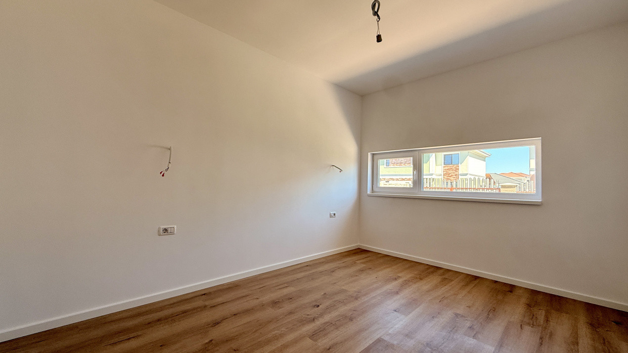 Duplex pe parter, 3 camere + 2 bai - Drumul Boilor - Mosnita 5, foxfort.ro