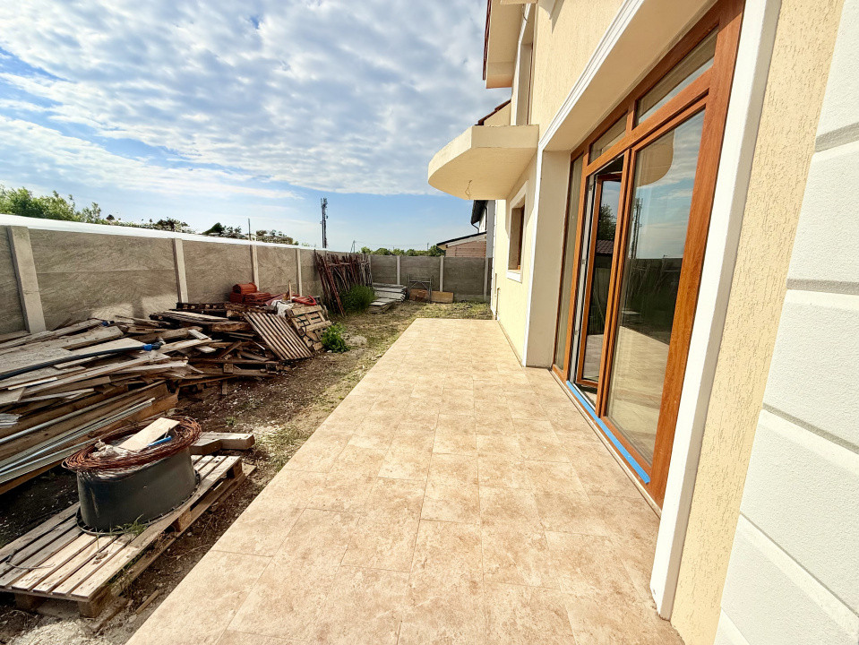 Casa individuala superba, cu 4 camere in Sanandrei 3, foxfort.ro