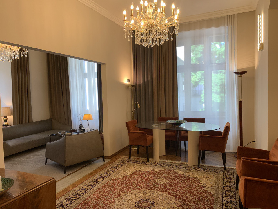 Apartament / birou 3 camere Piata Libertatii  10, foxfort.ro