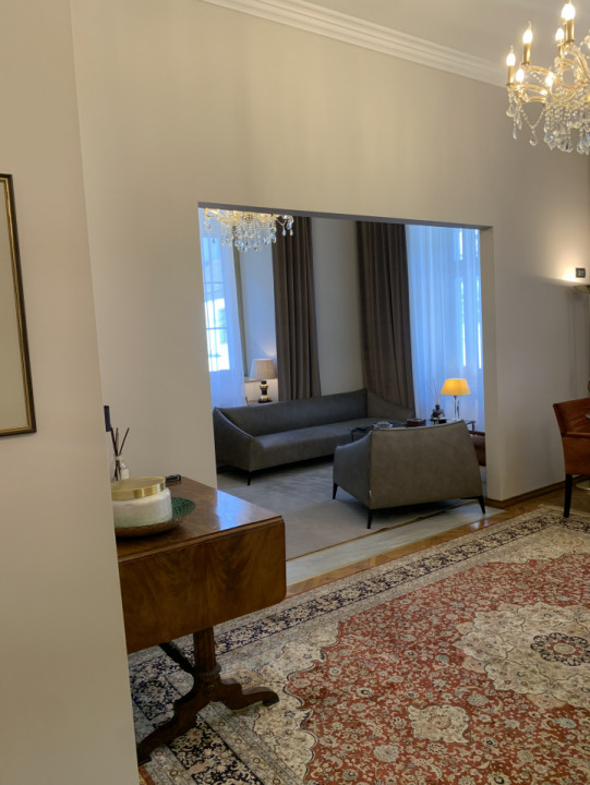 Apartament / birou 3 camere Piata Libertatii  12, foxfort.ro