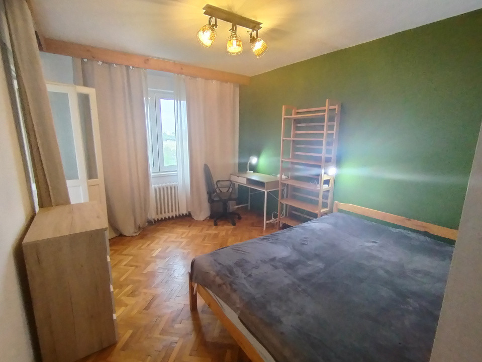 Apartament cu 3 camere de inchiriat in zona Olimpia-Stadion 2, foxfort.ro