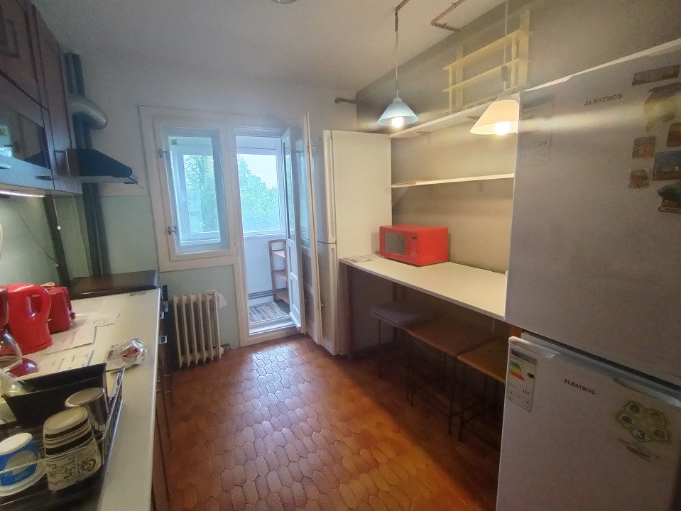 Apartament cu 3 camere de inchiriat in zona Olimpia-Stadion 6, foxfort.ro