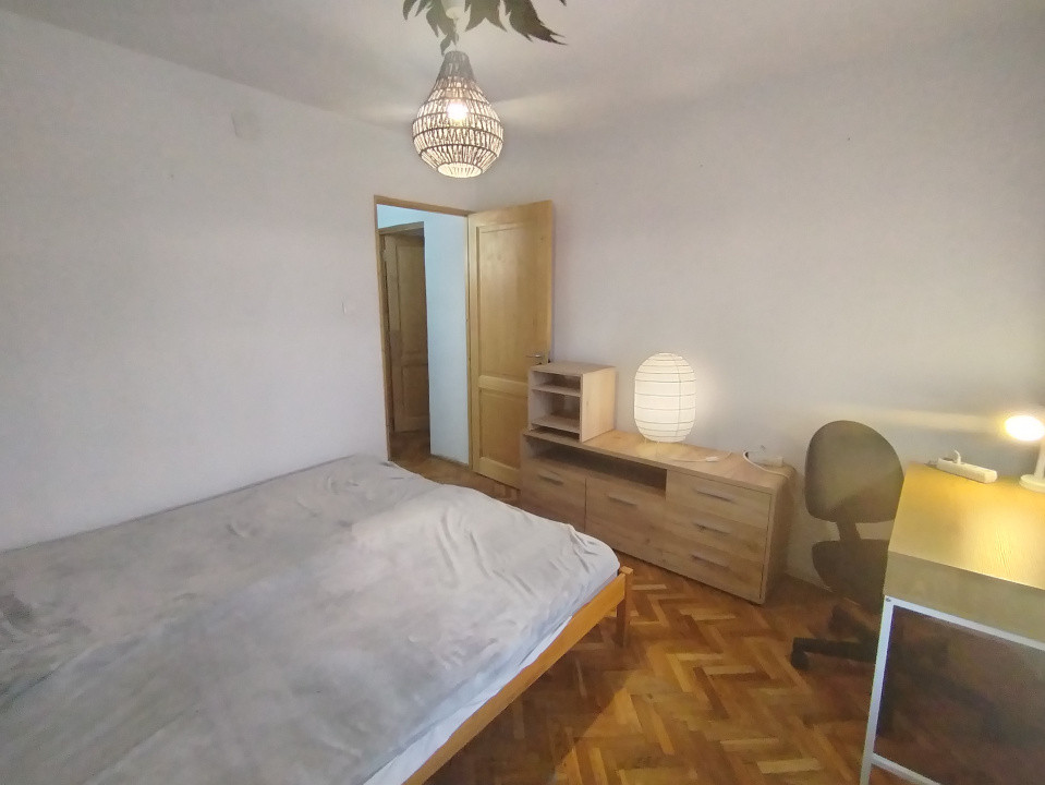 Apartament cu 3 camere de inchiriat in zona Olimpia-Stadion 14, foxfort.ro