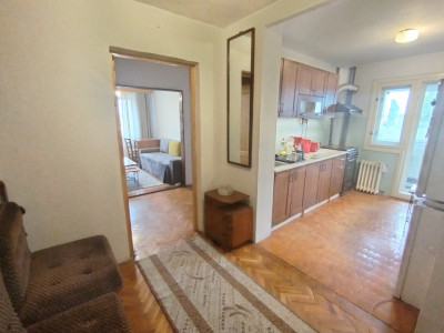 Apartament cu 3 camere de inchiriat in zona Olimpia-Stadion imagine mica 7, foxfort.ro