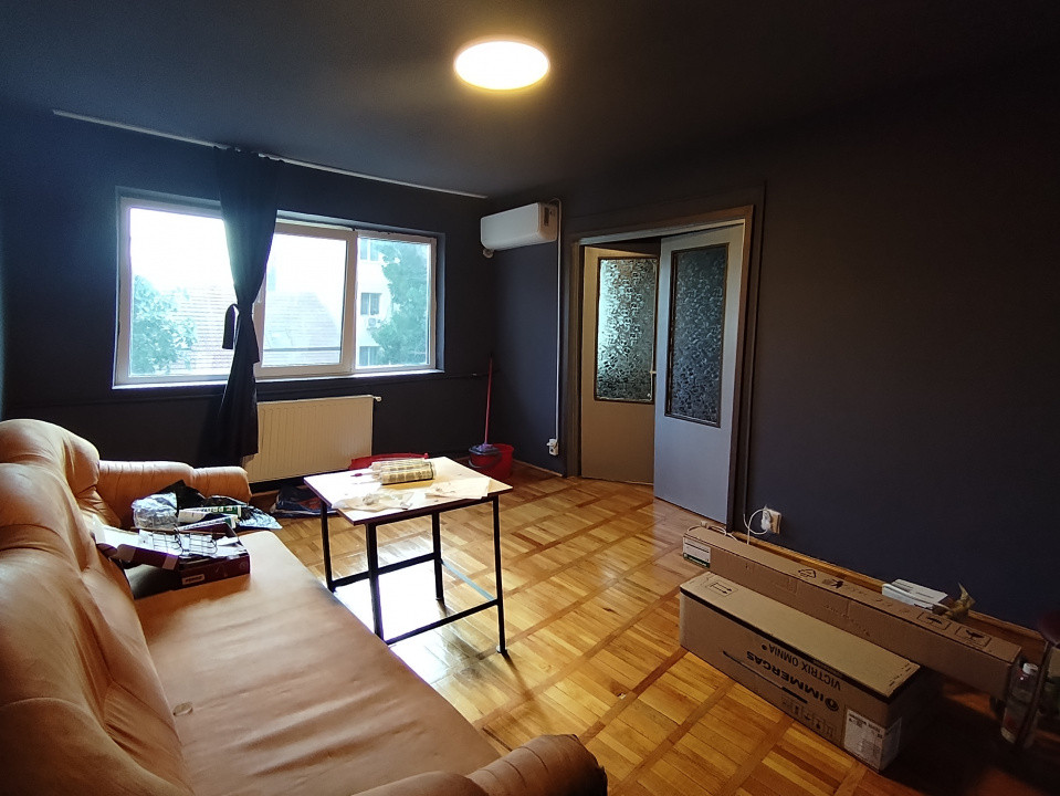 Apartament cu 2 camere de inchiriat in zona Complex Studentesc 6, foxfort.ro