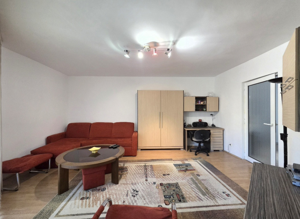 Apartament cu 2 camere de inchiriat in Arad, Micalaca 1, foxfort.ro