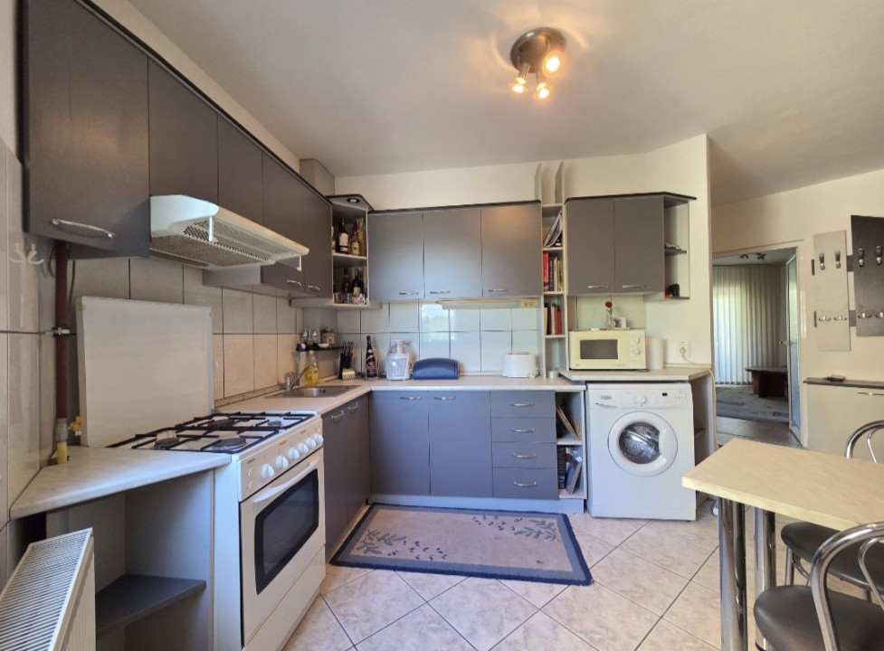 Apartament cu 2 camere de inchiriat in Arad, Micalaca 17, foxfort.ro