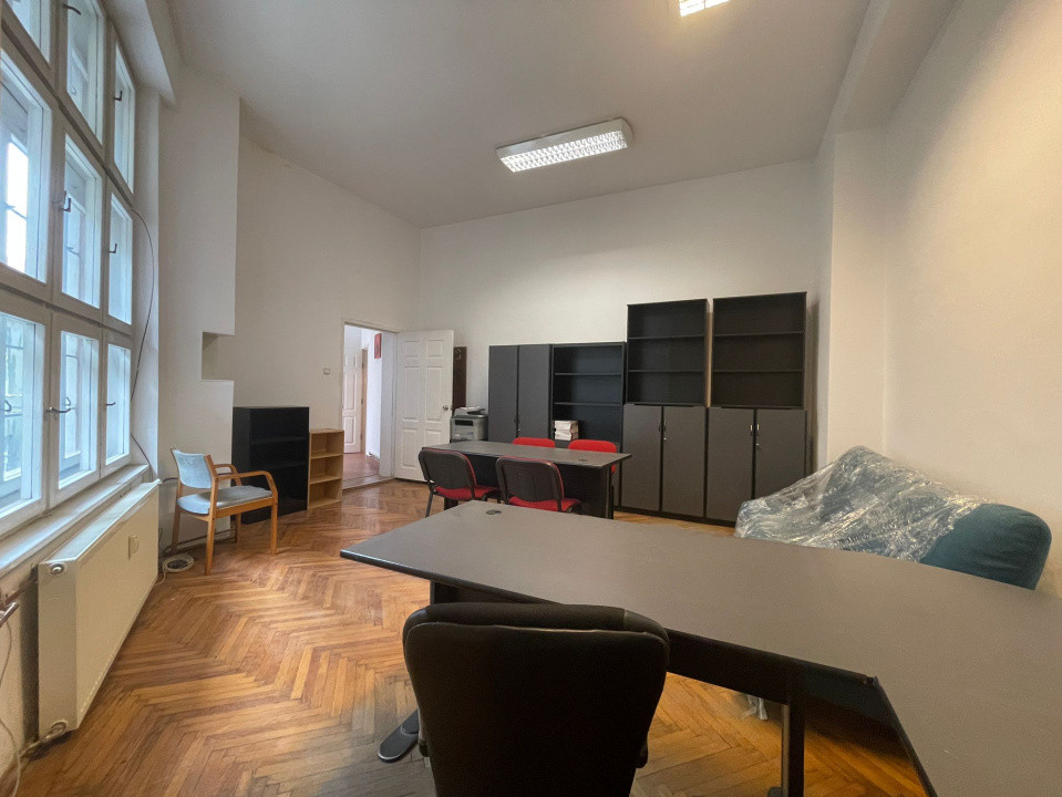 Birou  de inchiriat ultracentral Arad – gata pentru activitate 2, foxfort.ro