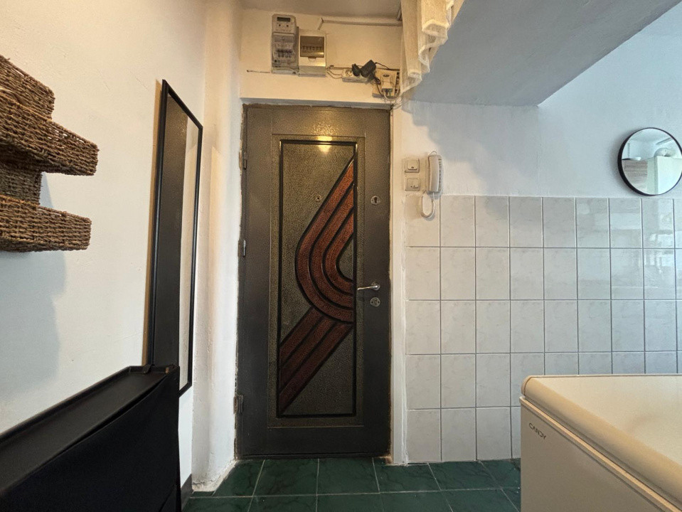 Apartament cu 2 camere, etaj 1, zona Sagului 10, foxfort.ro