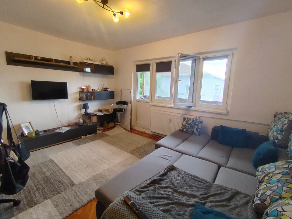 Apartament cu 2 camere de vanzare in zona Spitalul Judetean 2, foxfort.ro