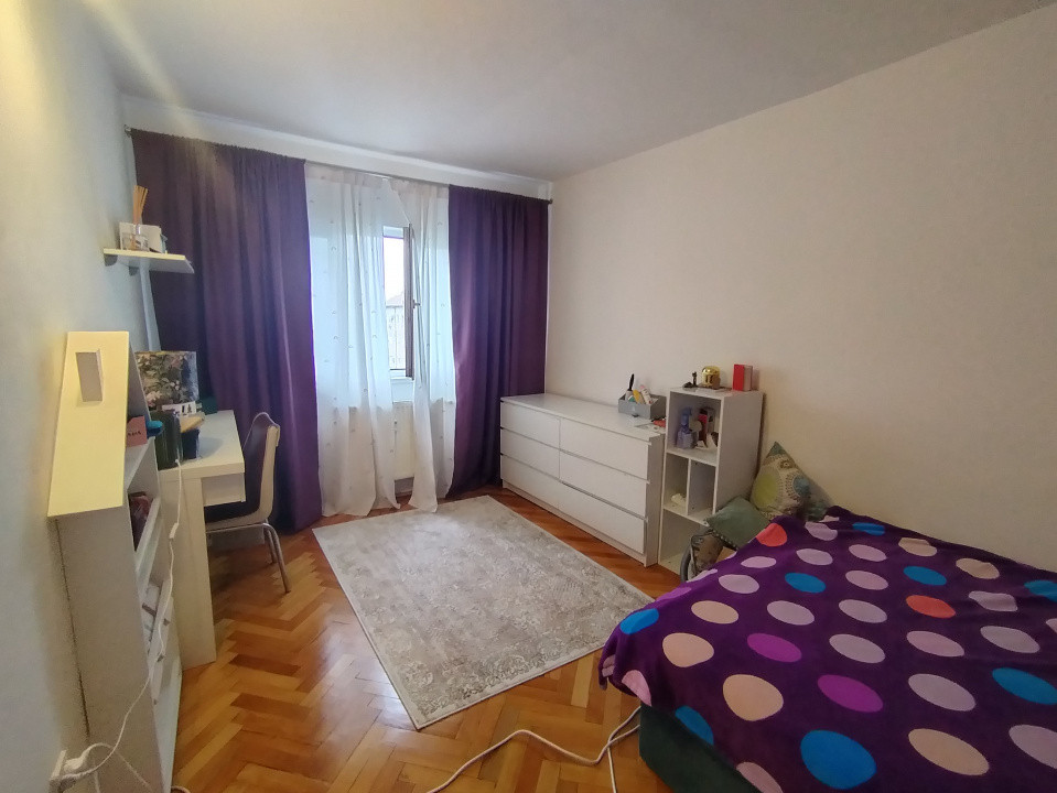 Apartament cu 2 camere de vanzare in zona Spitalul Judetean 4, foxfort.ro