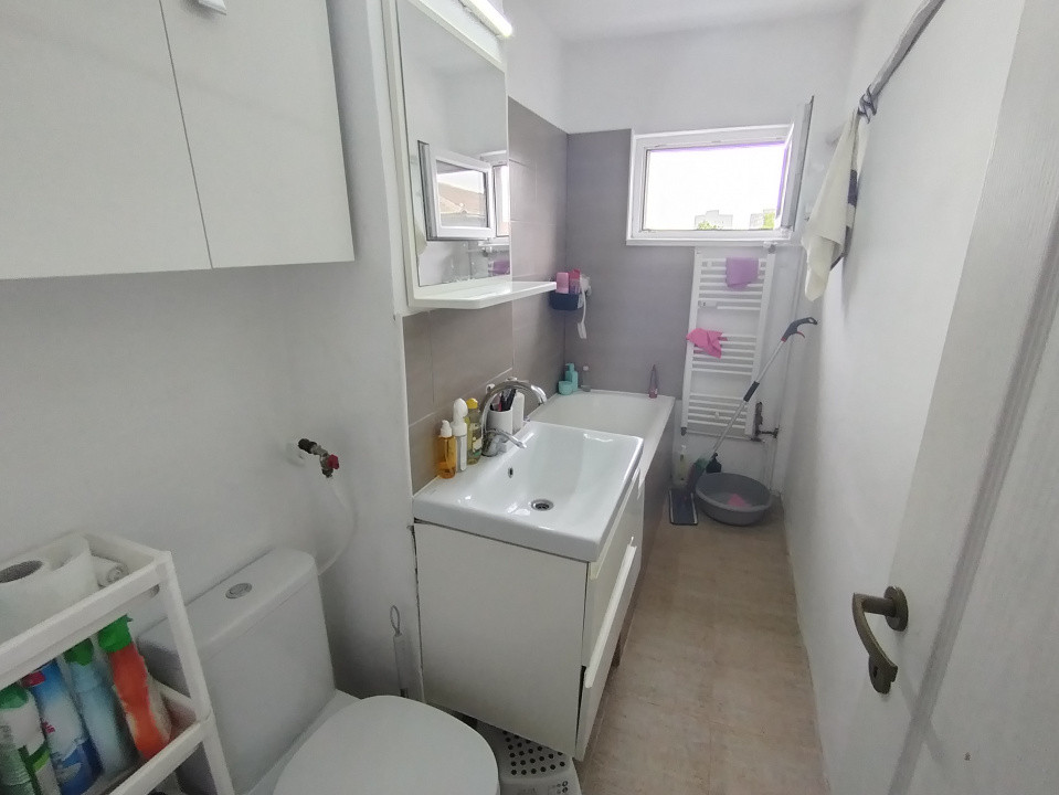 Apartament cu 2 camere de vanzare in zona Spitalul Judetean 7, foxfort.ro