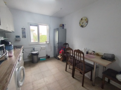 Apartament cu 2 camere de vanzare in zona Spitalul Judetean imagine mica 6, foxfort.ro