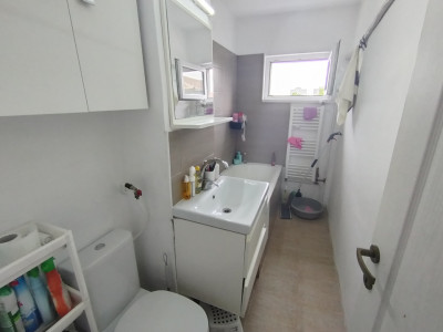 Apartament cu 2 camere de vanzare in zona Spitalul Judetean imagine mica 7, foxfort.ro