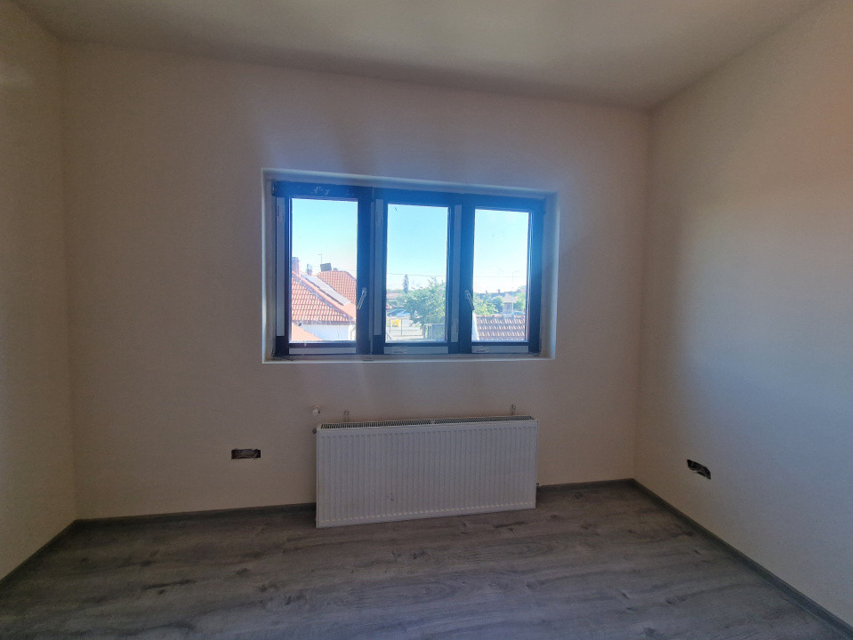 Duplex de vanzare cu 4 camere, Mosnita Noua 1, foxfort.ro
