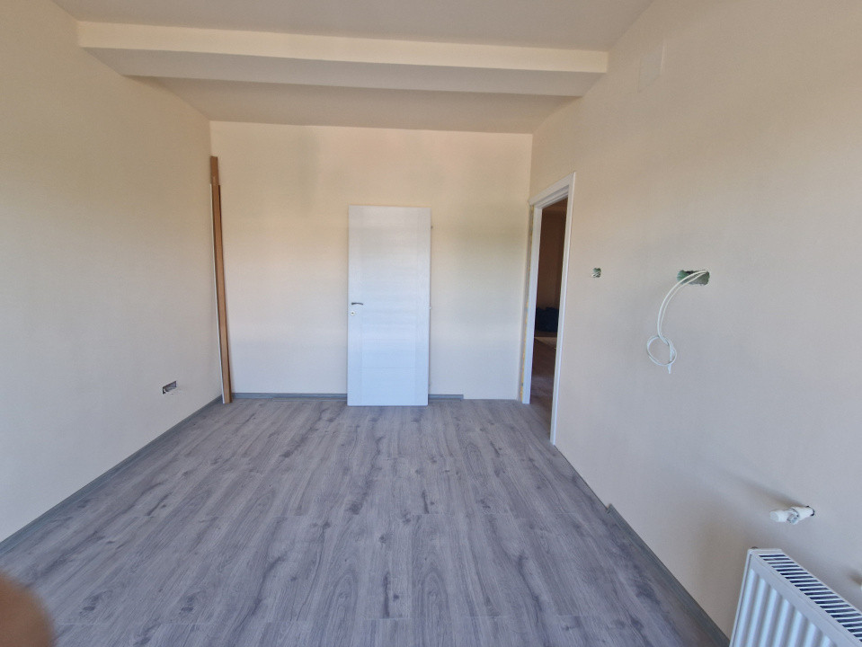Duplex de vanzare cu 4 camere, Mosnita Noua 6, foxfort.ro