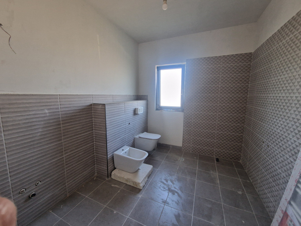 Duplex de vanzare cu 4 camere, Mosnita Noua 7, foxfort.ro