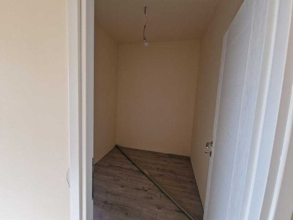 Duplex de vanzare cu 4 camere, Mosnita Noua 8, foxfort.ro