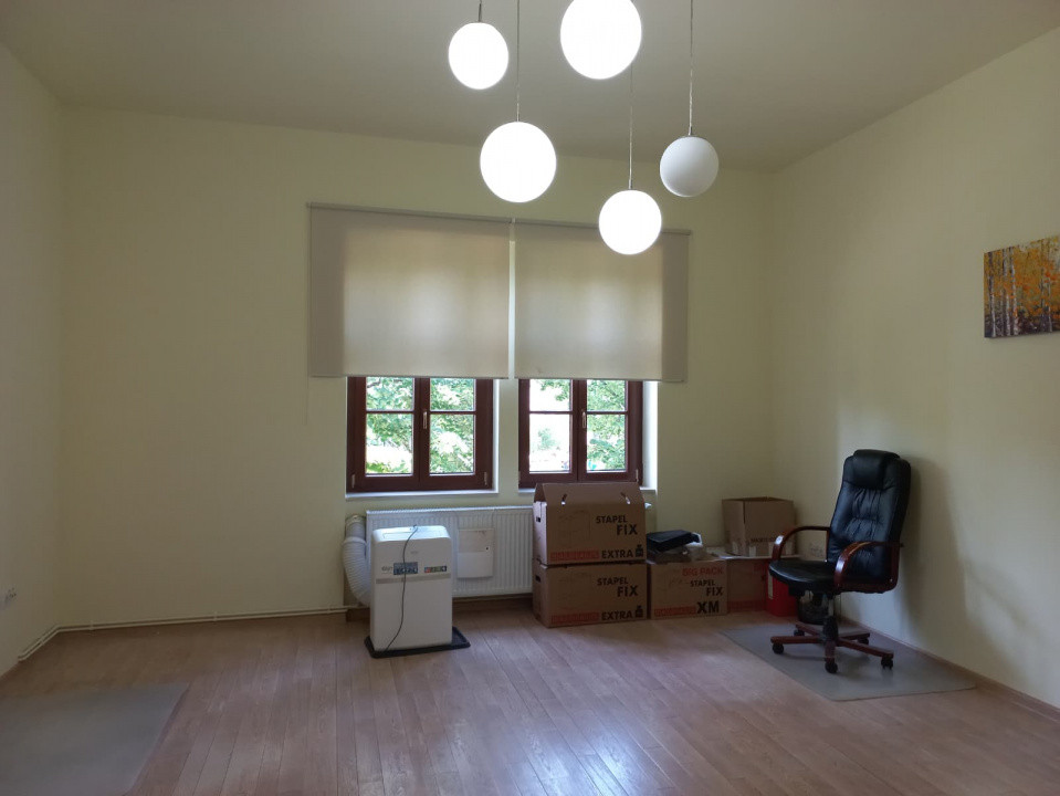 Apartament cu 3 camere de vanzare in zona | Take Ionescu | Cladire istorica 2, foxfort.ro