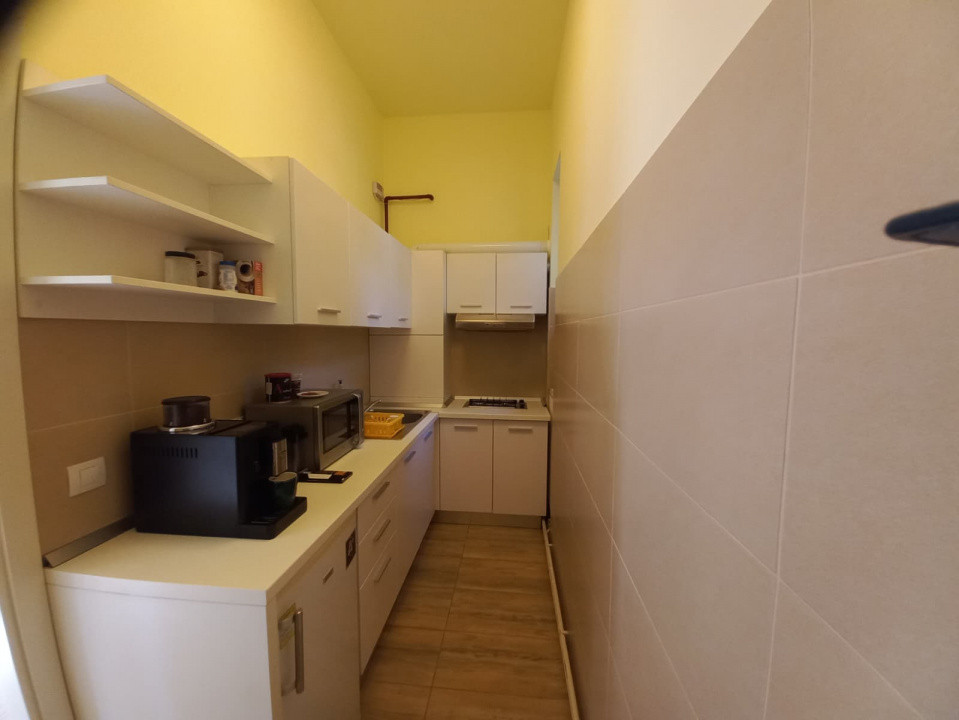 Apartament cu 3 camere de vanzare in zona | Take Ionescu | Cladire istorica 4, foxfort.ro