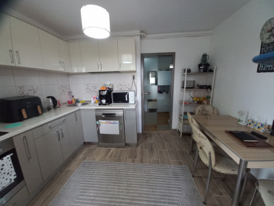Apartament cu 3 camere de vanzare in zona Lipovei imagine mica 5, foxfort.ro